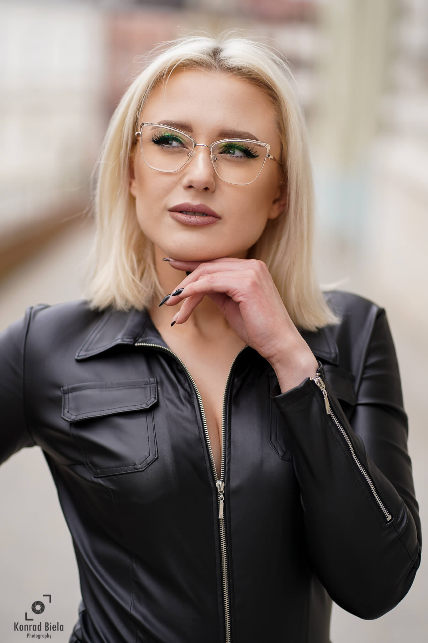 sesja kobieca kielce sesja Kobieca Kraków Fotograf Kielce Sesja portretowa Sesje kobiece Kielce Kraków Fotografia Kielce Sesja zdjęciowa Kielce Voucher na sesje kielce studio sesja kobieca Portret Kobiecy konradbiela.pl Sesja kobieca w plenerze Profesjonalna sesja kielce fotograf Sesja kobieca kielce Sesje kobiece kielce sesja wizerunkowa kielce Ile kosztuje sesja kobieca?