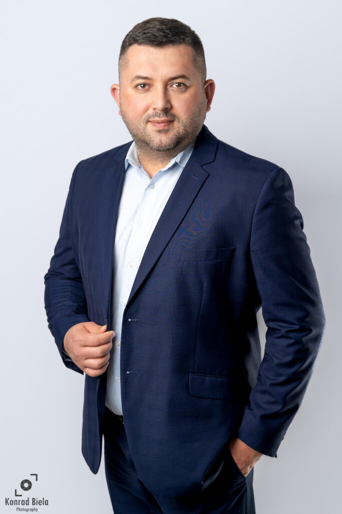 męska sesja zdjęciowa Warszawa Kielce Kraków zdjęcia biznesowe męskie fotografia biznesowa zdjęcia biznesowe warszwa inżynier manager_4